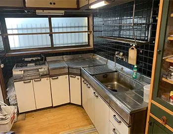 リフォーム前のキッチン